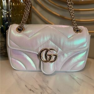 SOLD‼️Gucci Iridescent Marmont Shoulder Bag